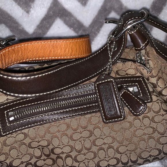 COACH purse 💯 authentic - Picture 4 of 6